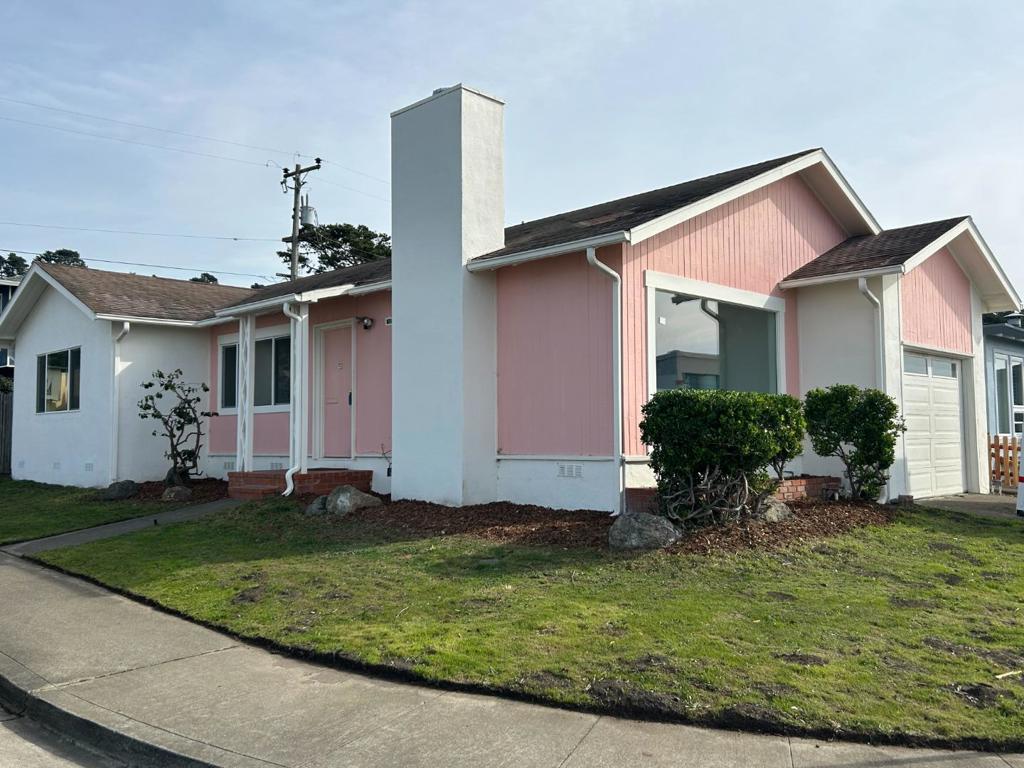 Residential for sale at 265 Crestmoor Circle, Pacifica CA featuring 3 beds and 2 baths