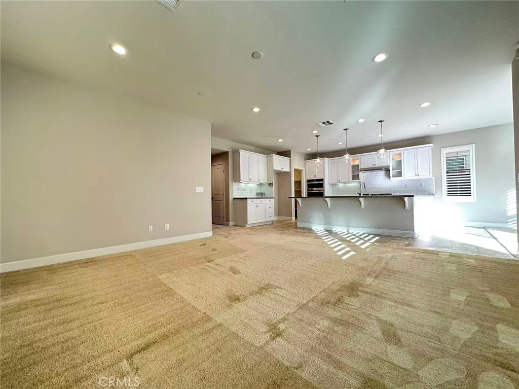 Residential Lease for rent at 2772 E Raspberry, Ontario CA featuring 5 beds and 4 baths