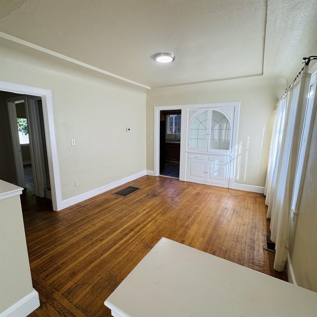 Residential for sale at 614 614 28th St, Sacramento CA featuring 4 beds and 2 baths