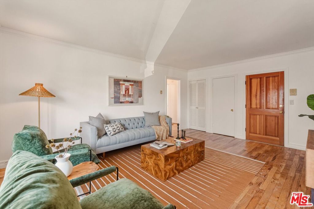 Residential for sale at 425 Idaho Avenue 10, Santa Monica CA featuring 2 beds and 2 baths
