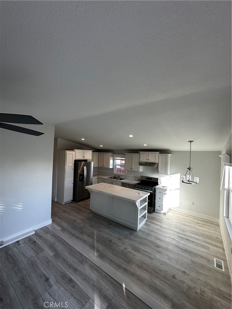 Manufactured In Park for sale at 21845 Grand Terrace Road 12, Grand Terrace CA featuring 3 beds and 2 baths