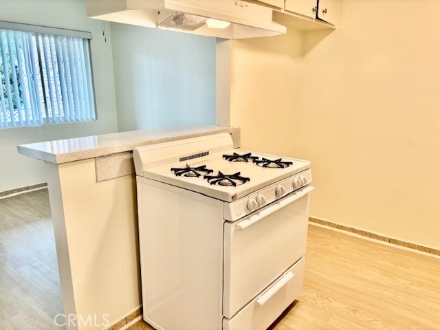 Residential Lease for rent at 12425 Harris, Lynwood CA featuring 1 bed and 1 bath