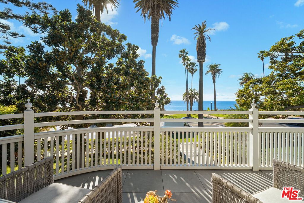 Residential for sale at 401 Ocean Avenue 2, Santa Monica CA featuring 4 beds and 6 baths