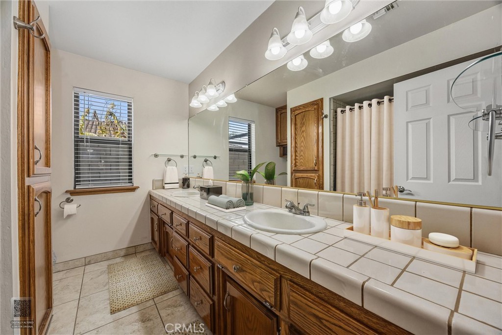 Residential for sale at 14825 Henderson Avenue, Bakersfield CA featuring 3 beds and 2 baths