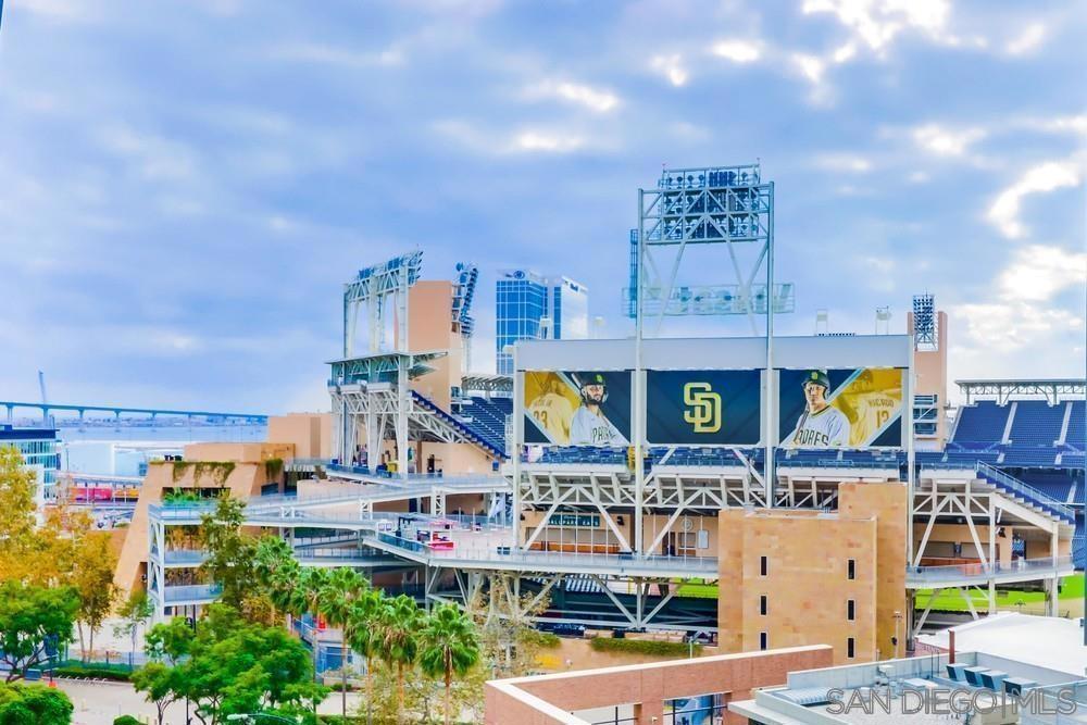 Residential for sale at 321 10th Ave 904, San Diego CA featuring 1 bed and 1 bath