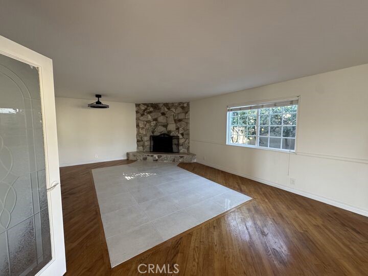 Residential Lease for rent at 5501 Stardust, Huntington Beach CA featuring 3 beds and 2 baths