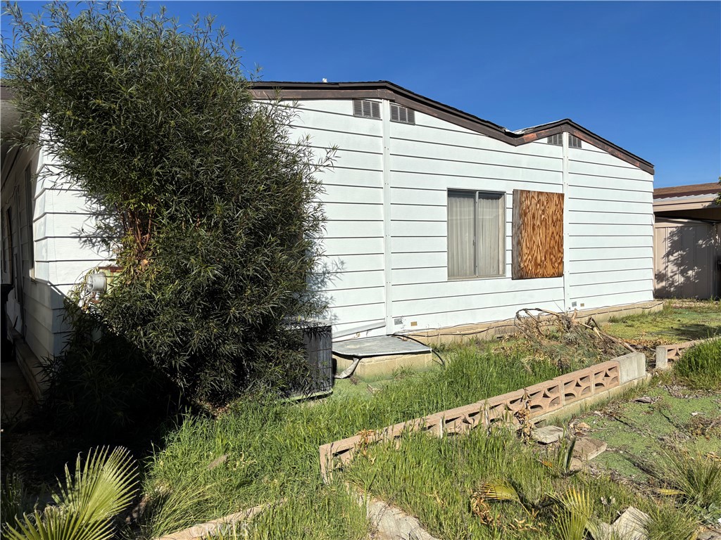 Residential for sale at 1199 San Marcos, Hemet CA featuring 2 beds and 2 baths