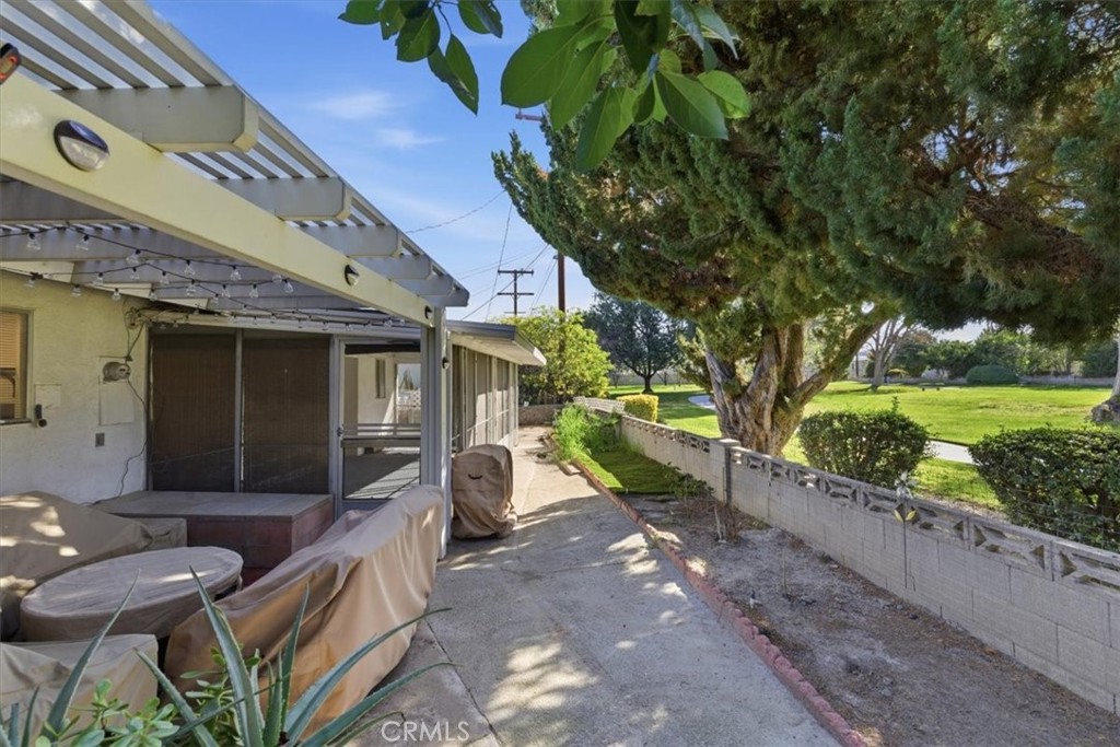 Residential for sale at 43463 Briercliff, Hemet CA featuring 2 beds and 2 baths