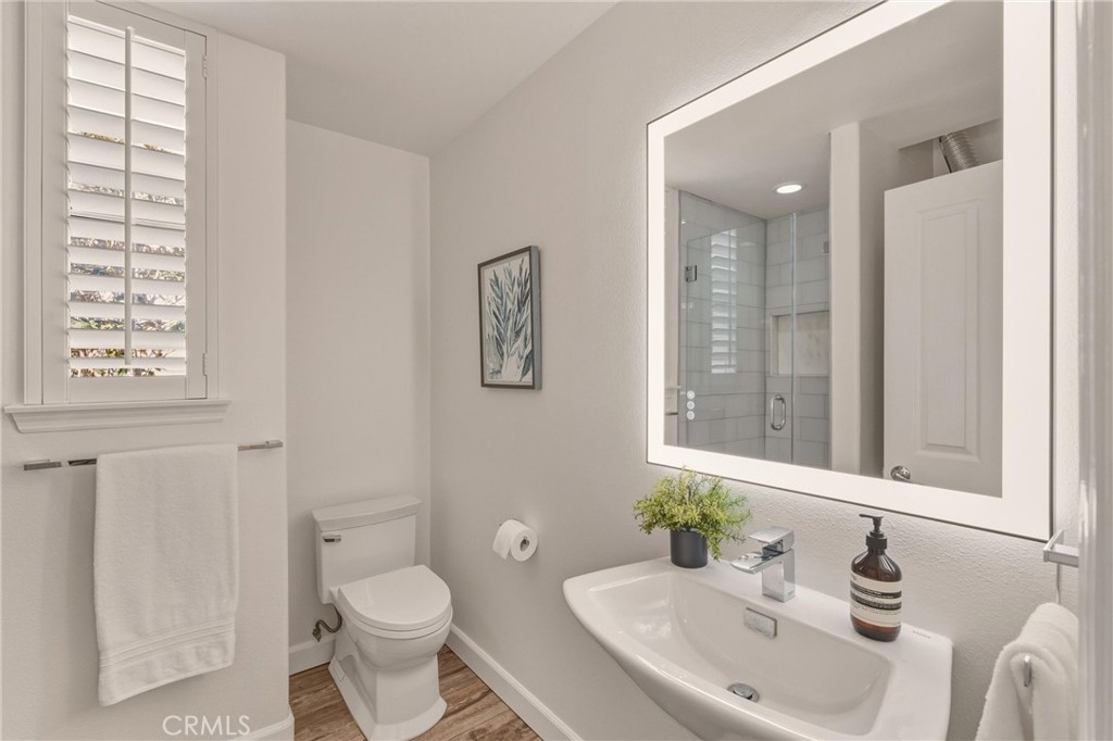 Residential Lease for rent at 1800 S Pacific Coast 94, Redondo Beach CA featuring 3 beds and 3 baths