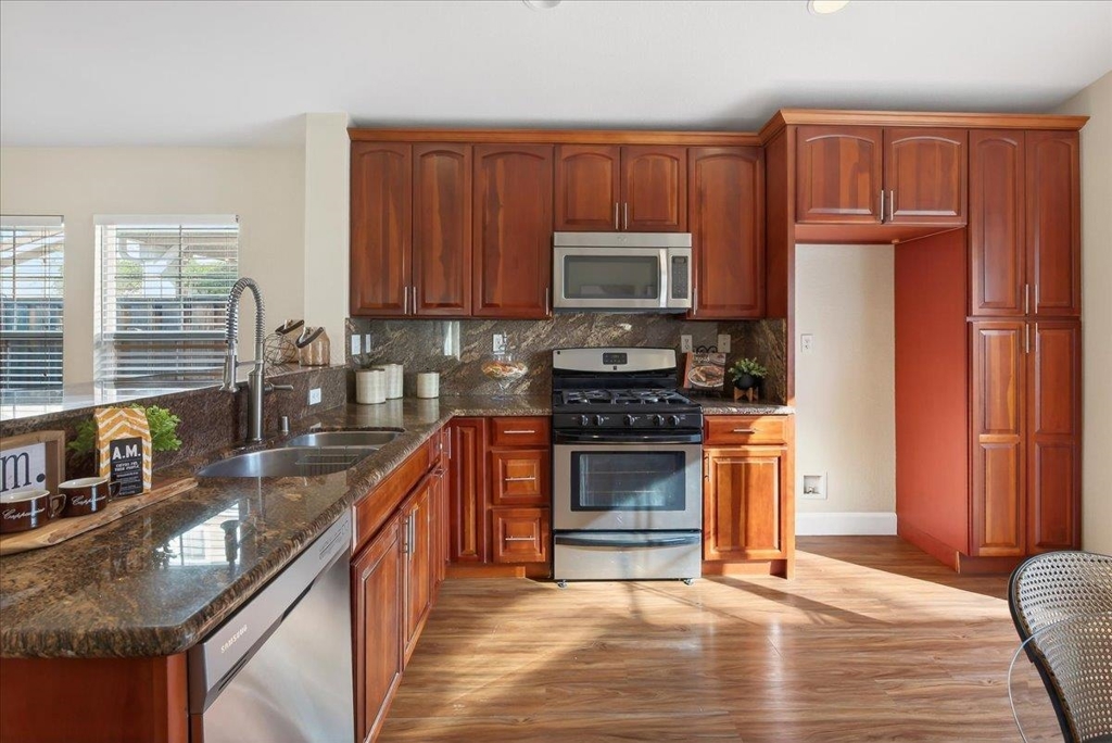 Residential for sale at 6449 Aspenwood Way, Livermore CA featuring 3 beds and 2 baths