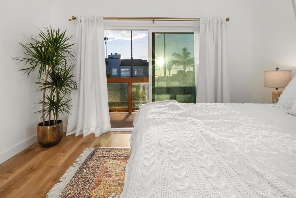 Residential Lease for rent at 334 S Myers Street 1, Oceanside CA featuring 1 bed and 1 bath