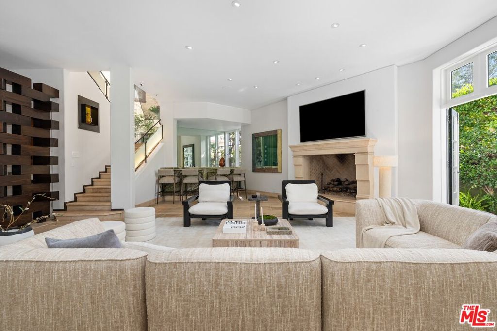 Residential for sale at 10288 Century Woods Drive, Los Angeles CA featuring 3 beds and 5 baths