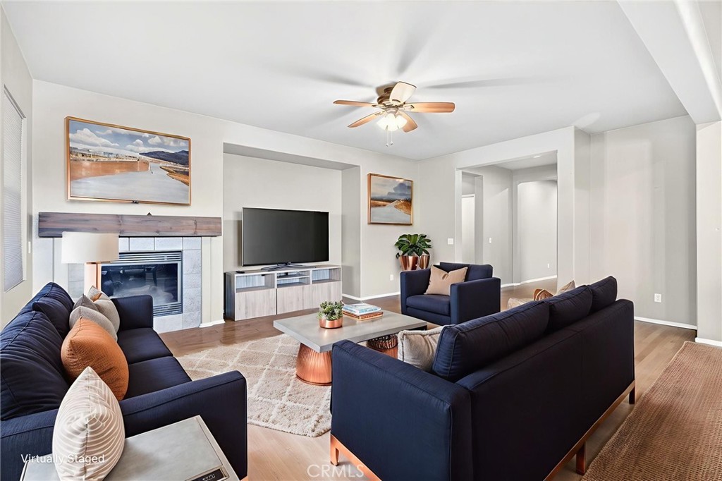 Residential for sale at 741 Amor, San Jacinto CA featuring 5 beds and 3 baths