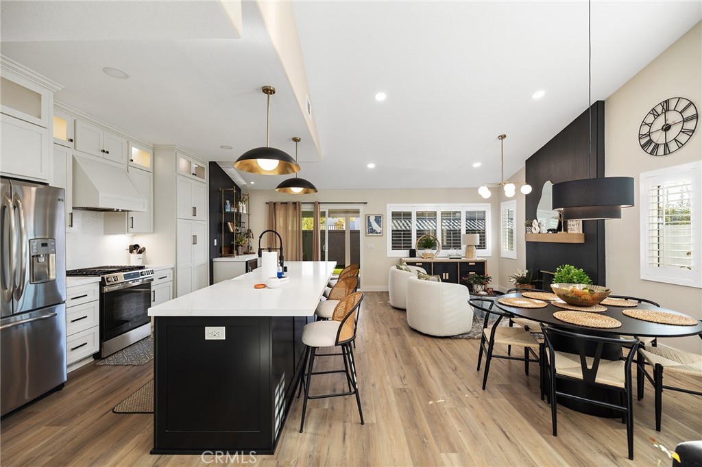 Residential for sale at 32179 Cala Torrente, Temecula CA featuring 4 beds and 2 baths