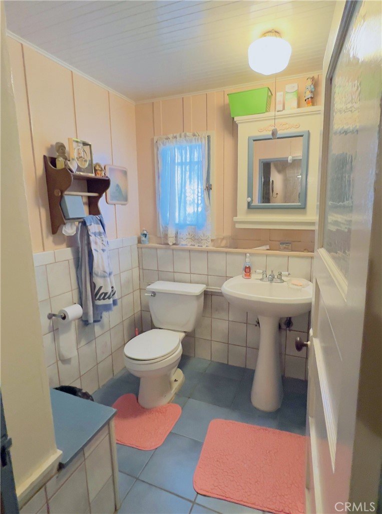 Residential for sale at 231 N Avenue 60, Los Angeles CA featuring 3 beds and 2 baths