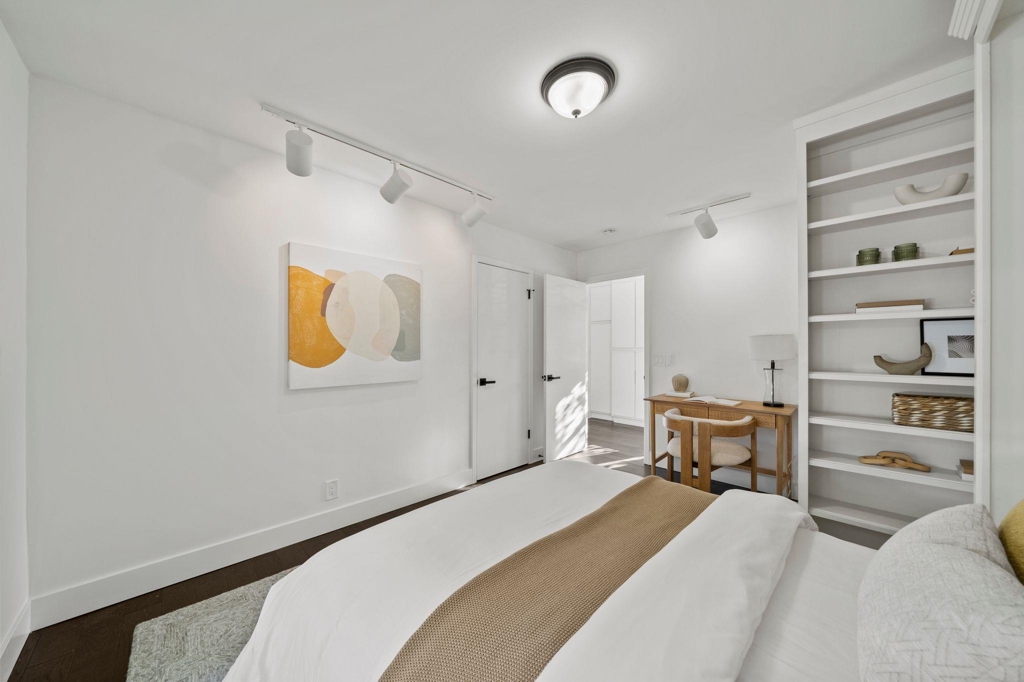 Residential for sale at 108 Durham St, Menlo Park CA featuring 3 beds and 2 baths