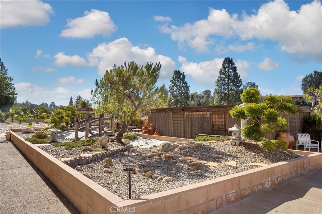 Residential Lease for rent at 24055 Paseo Del Lago 1162, Laguna Woods CA featuring 2 beds and 2 baths