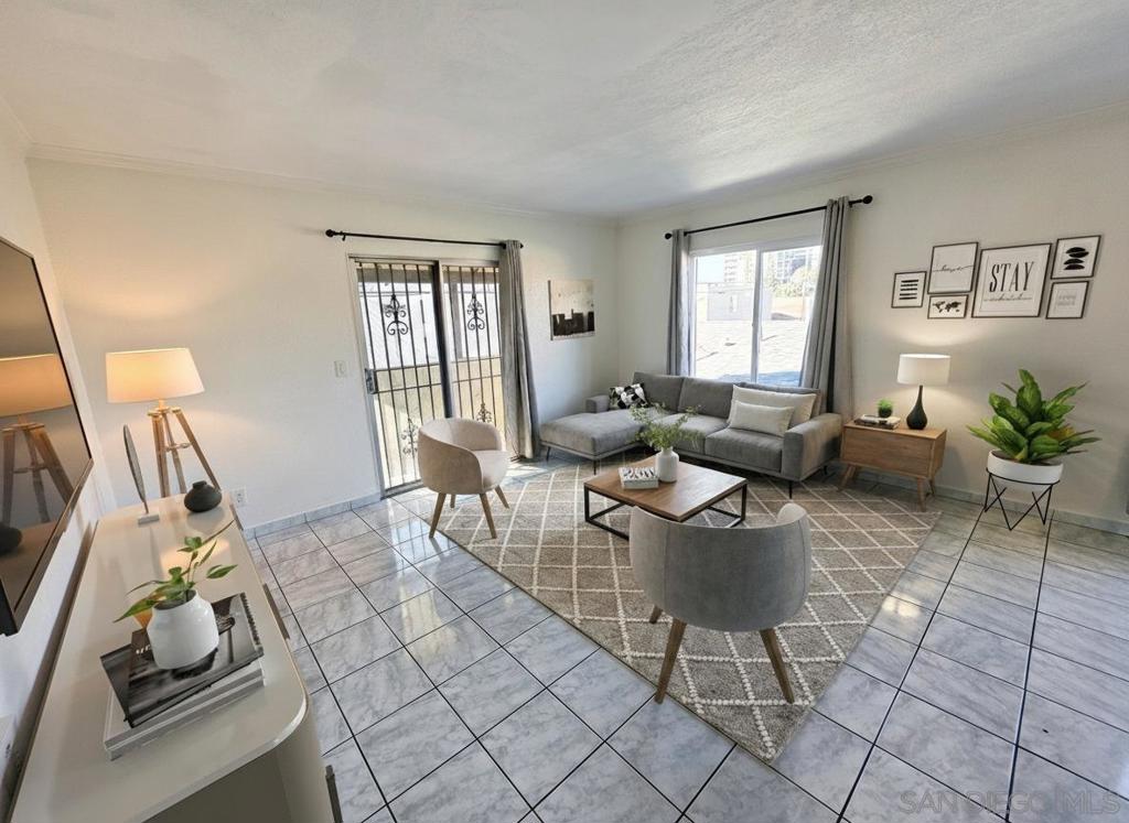 Residential Lease for rent at 4056 Van Dyke Ave 4, San Diego CA featuring 2 beds and 2 baths