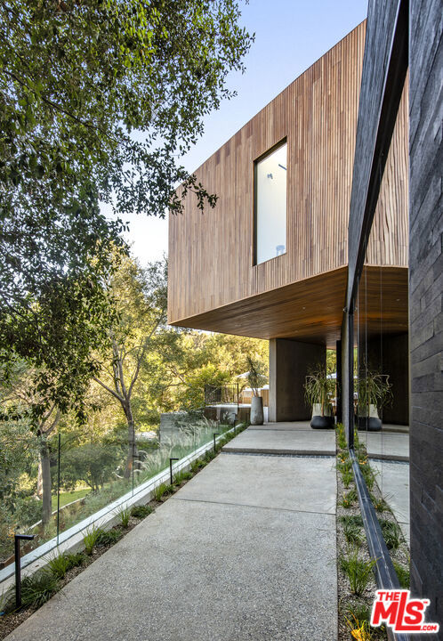 Residential for sale at 2535 Hutton Drive, Beverly Hills CA featuring 6 beds and 11 baths