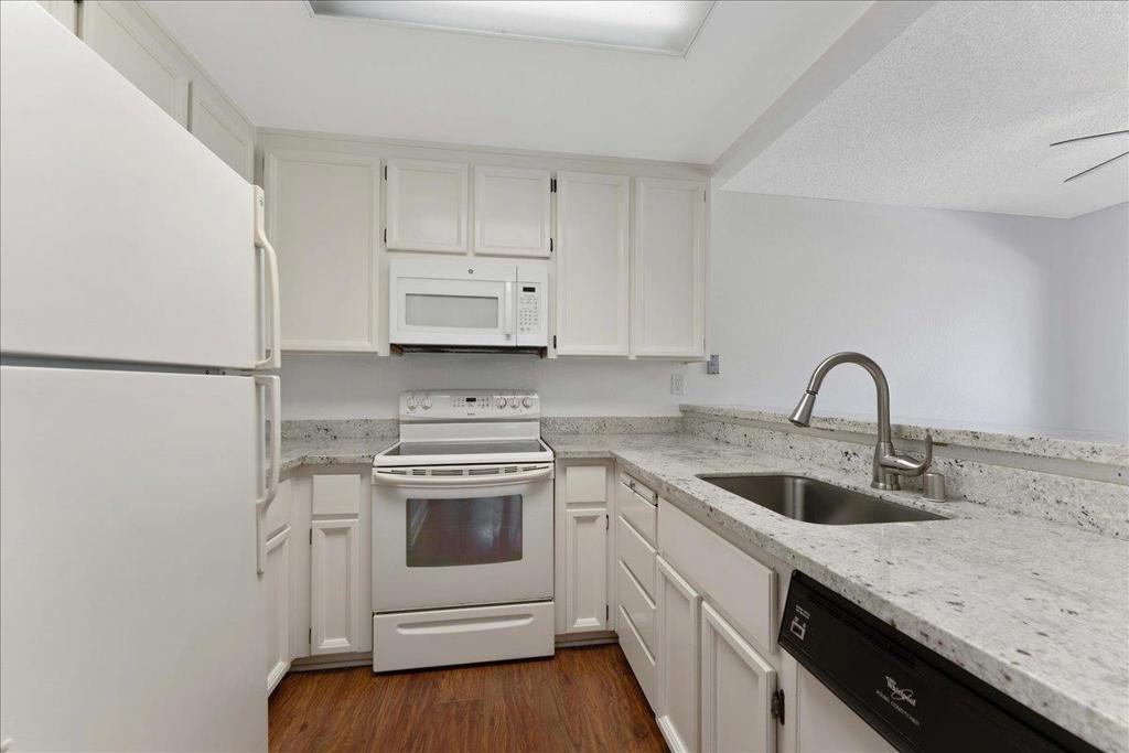 Residential for sale at 2004 La Terrace Circle, San Jose CA featuring 1 bed and 1 bath