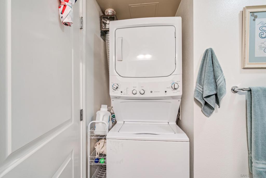 Residential for sale at 253 10Th Ave 329, San Diego CA featuring 1 bed and 1 bath