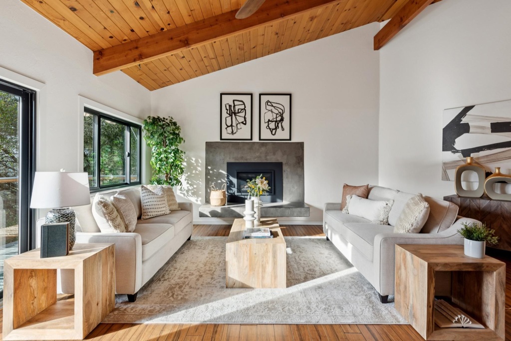 Residential for sale at 6689 Exeter Dr, Oakland CA featuring 3 beds and 2 baths