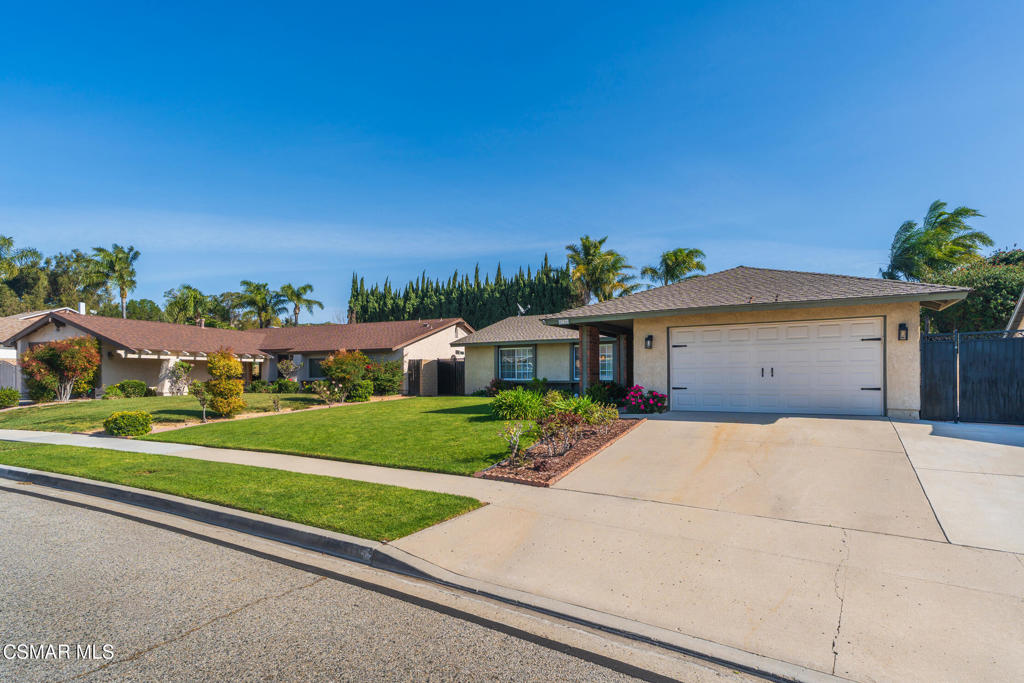 Residential for sale at 2756 N Dalenhurst Place, Simi Valley CA featuring 3 beds and 2 baths