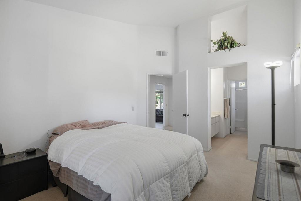 Residential for sale at 26476 Verdugo, Mission Viejo CA featuring 2 beds and 2 baths