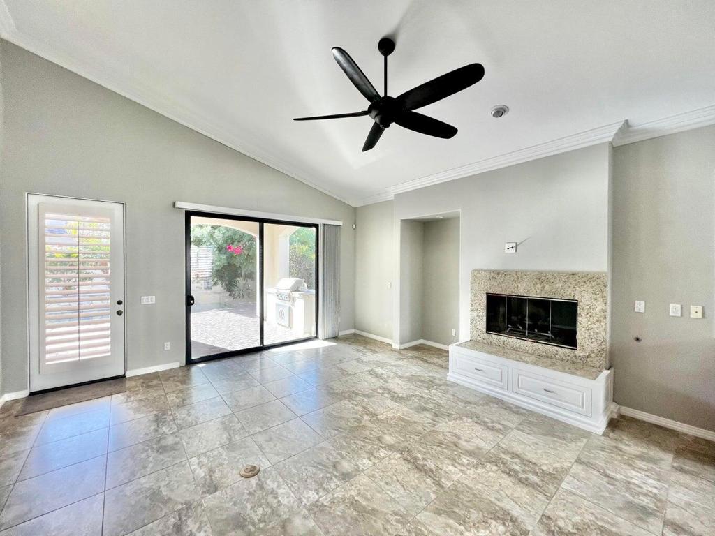 Residential Lease for rent at 80689 Via Glorieta, La Quinta CA featuring 3 beds and 4 baths