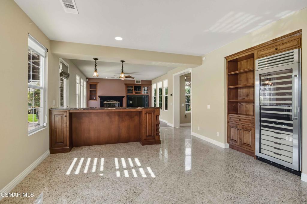 Residential for sale at 3194 Sunset Hills Boulevard, Thousand Oaks CA featuring 5 beds and 5 baths
