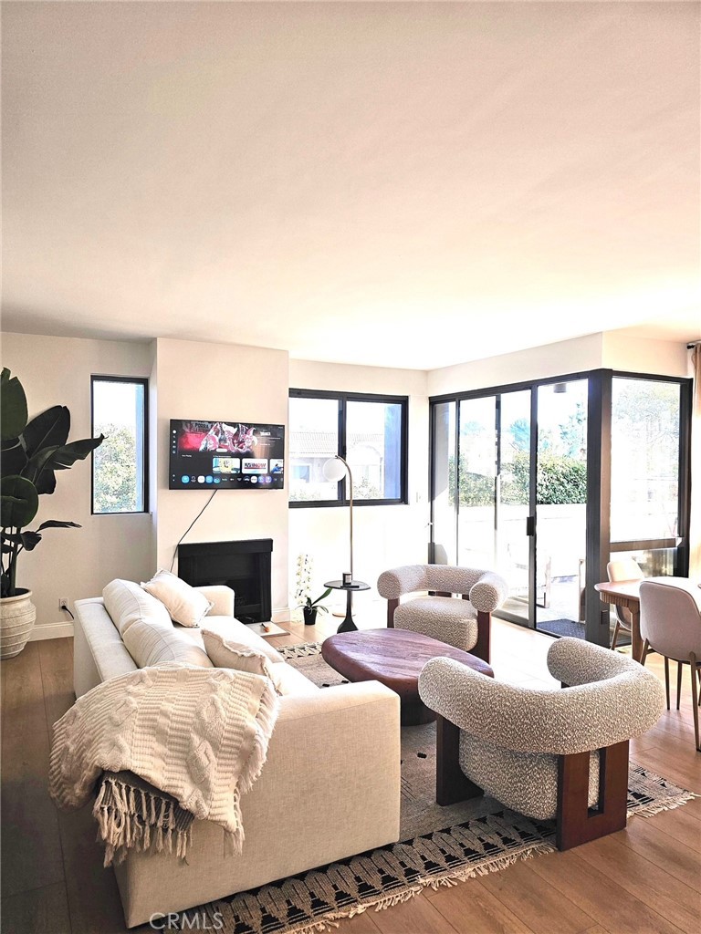 Active for sale at Glendale, CA, Glendale, CA CA and 3 baths