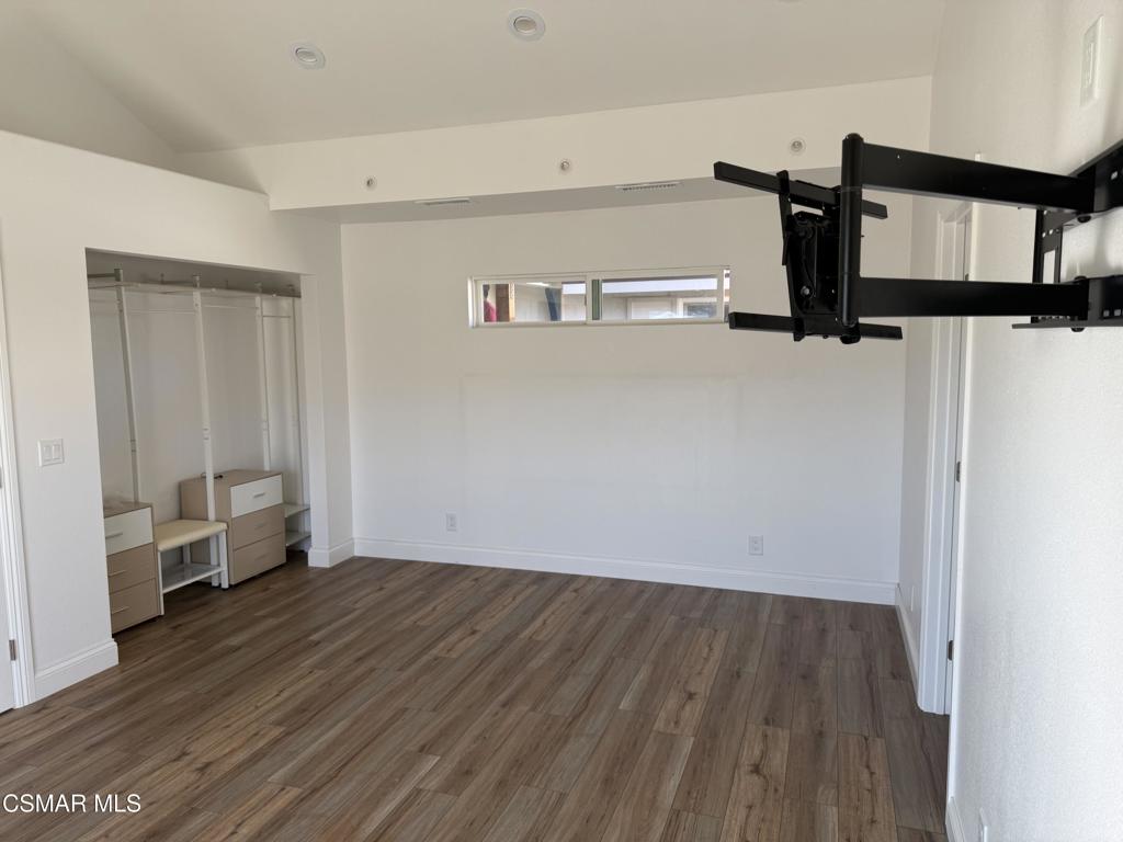 Residential Lease for rent at 400 Steckel Drive, Santa Paula CA featuring 4 beds and 3 baths