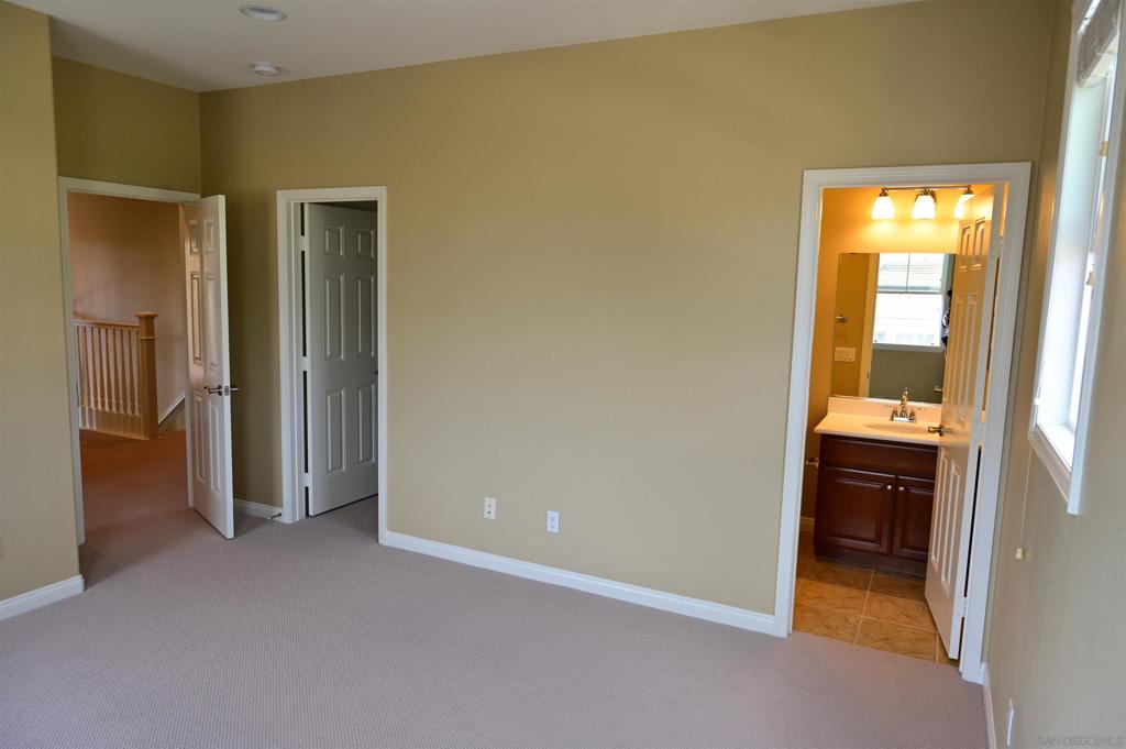 Residential Lease for rent at 1167 Vista Pointe Blvd, Oceanside CA featuring 4 beds and 4 baths