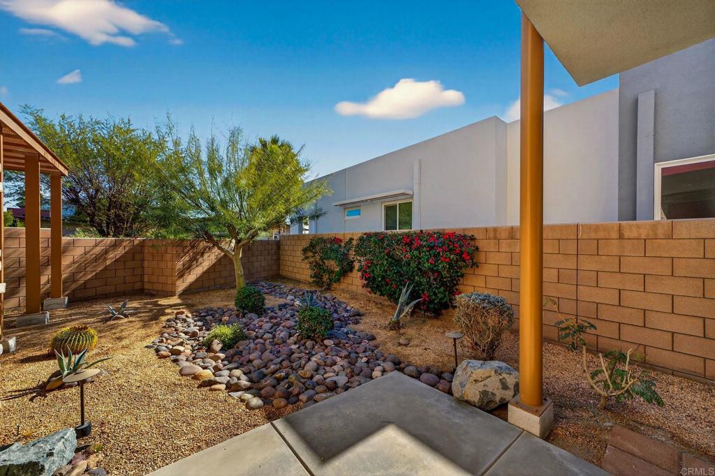 Residential for sale at 779 Spaulding Lane, Palm Springs CA featuring 2 beds and 3 baths