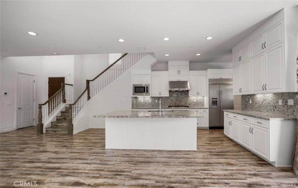 Residential Lease for rent at 13 Torosa, Lake Forest CA featuring 4 beds and 3 baths