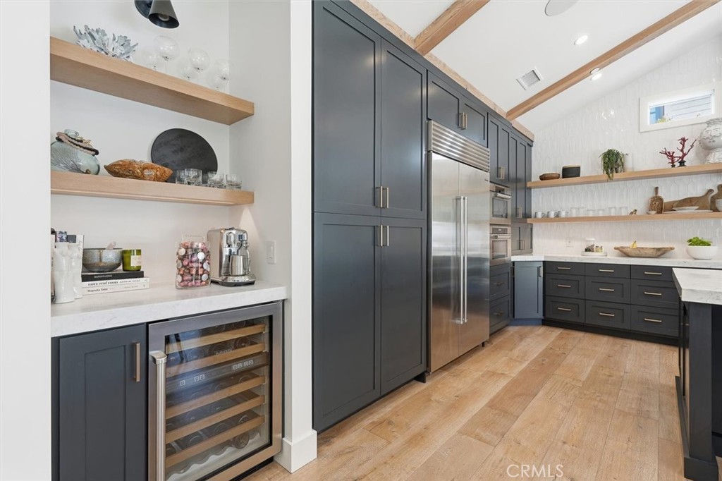 Residential Lease for rent at 2848 Carob, Newport Beach CA featuring 5 beds and 5 baths