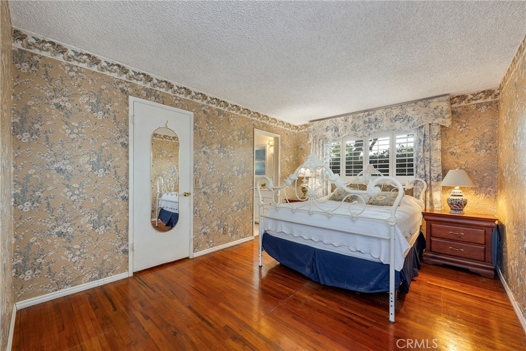 Residential for sale at 9652 Dewey, Garden Grove CA featuring 3 beds and 2 baths