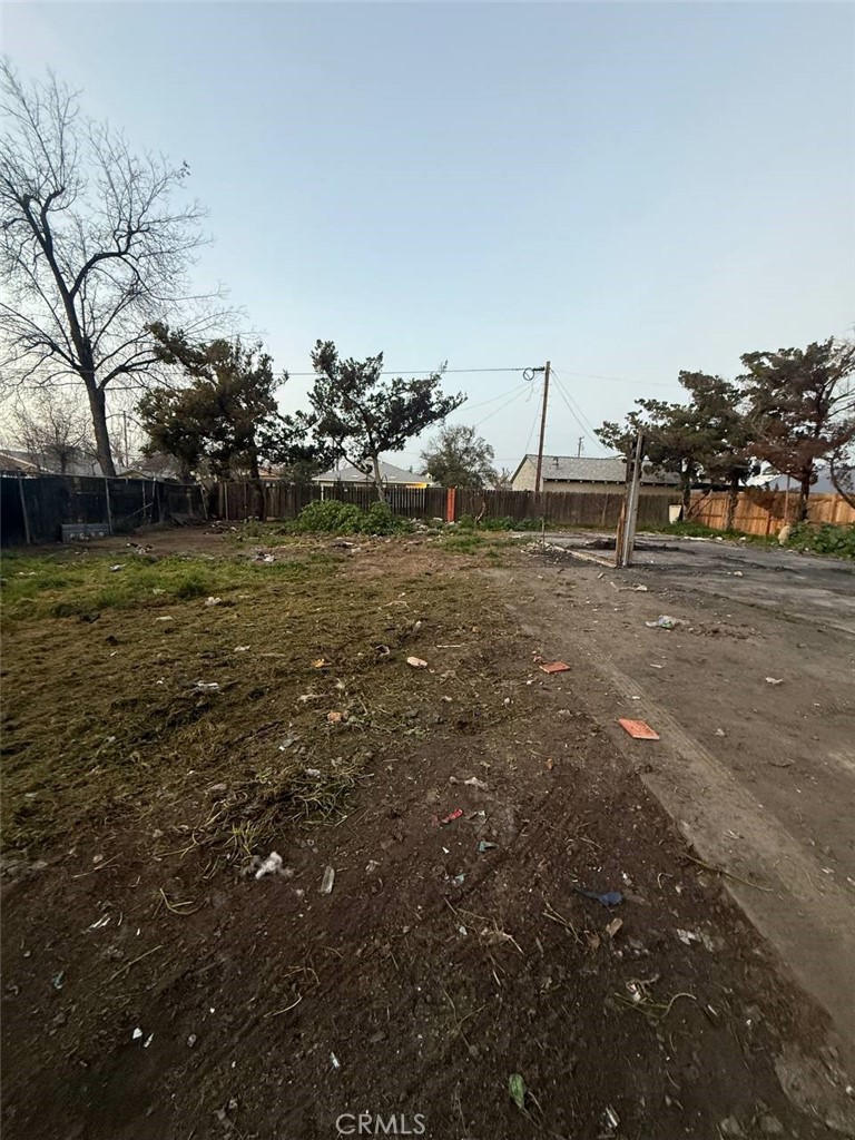 Residential for sale at 228 E Ivy Street, Hanford CA featuring 2 beds and 1 bath