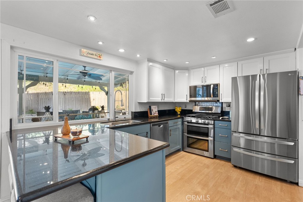 Residential for sale at 27466 Annette Jo, Saugus CA featuring 3 beds and 3 baths