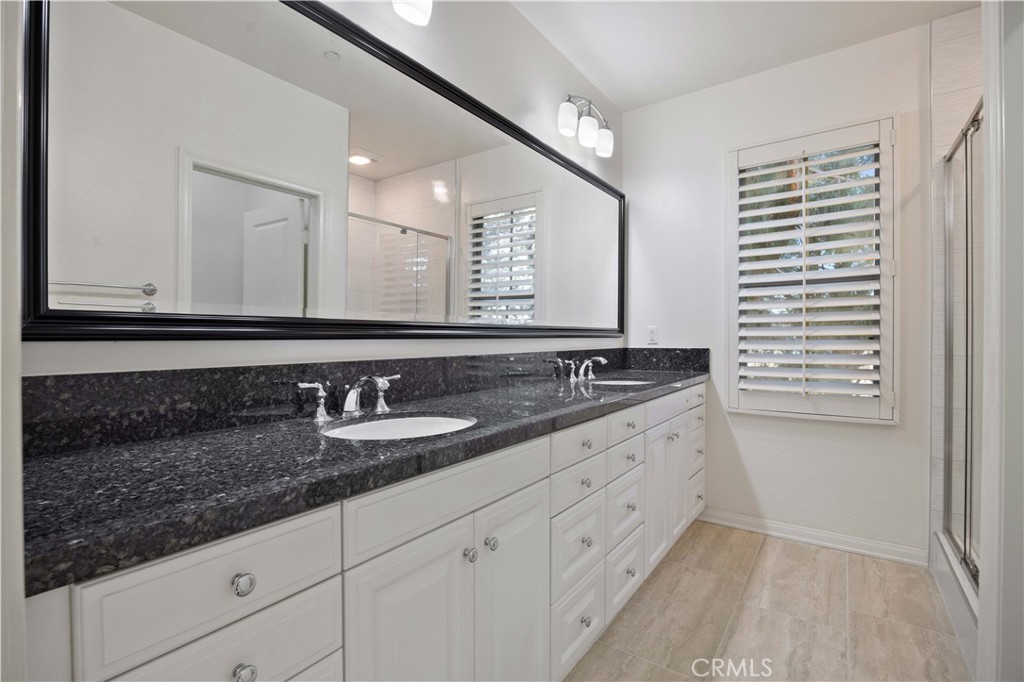 Residential Lease for rent at 60 Peony, Irvine CA featuring 2 beds and 3 baths