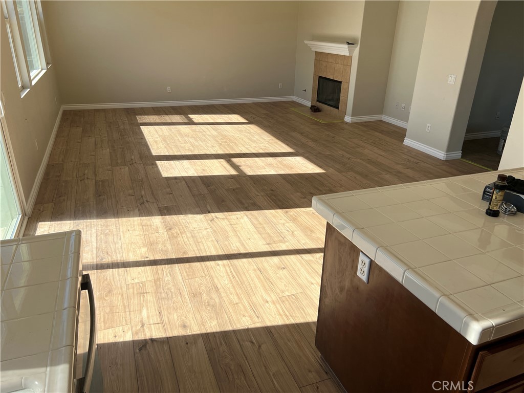 Residential for sale at 2722 Azalea Avenue, San Jacinto CA featuring 3 beds and 3 baths