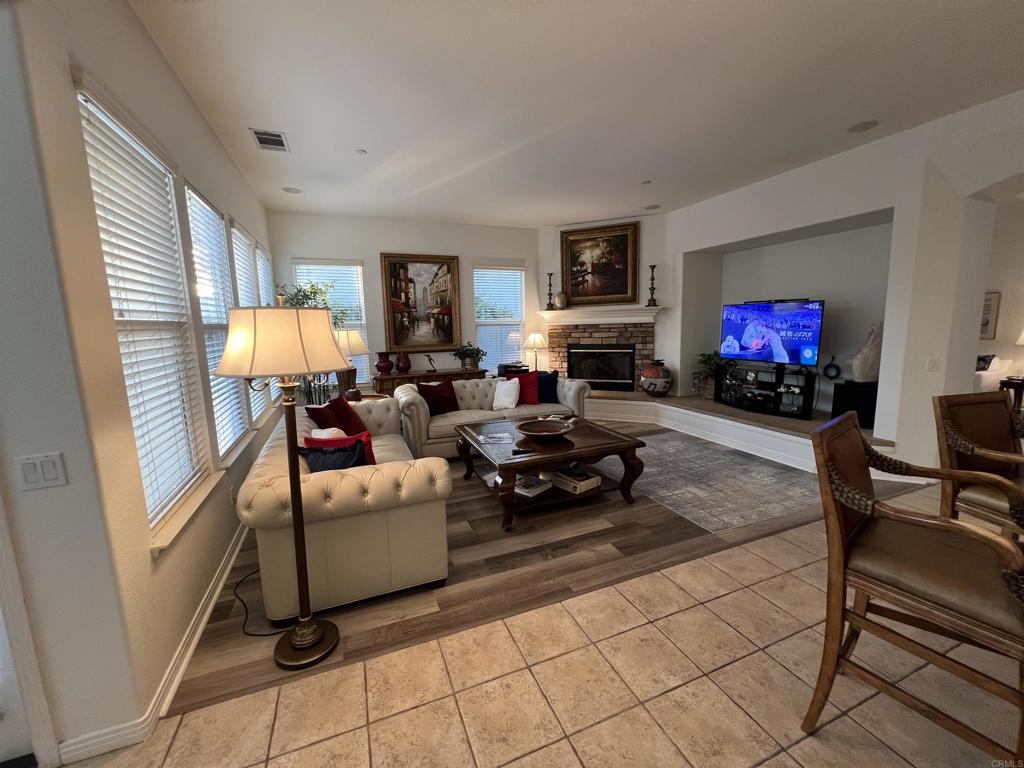 Residential Lease for rent at 10623 paseo allegria ave, San Diego, San Diego County CA featuring 3 beds and 3 baths