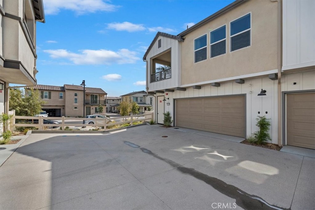 Residential for sale at 32687 Brunello, Temecula CA featuring 3 beds and 2 baths
