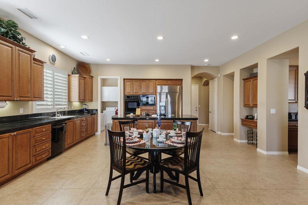 Residential for sale at 35001 Vista Del Ladero, Rancho Mirage CA featuring 3 beds and 4 baths