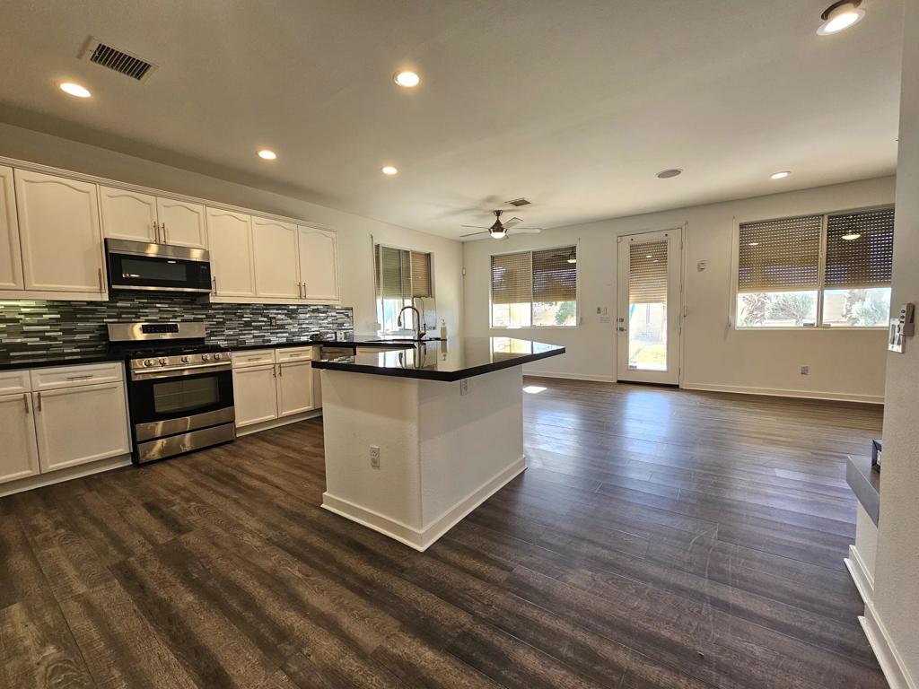 Residential for sale at 29903 Calle Tampico, Cathedral City CA featuring 4 beds and 2 baths