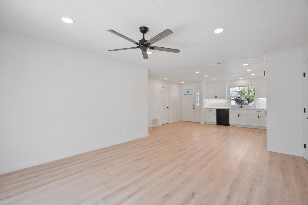 Residential for sale at 520 Polk Court, Gilroy CA featuring 3 beds and 1 bath