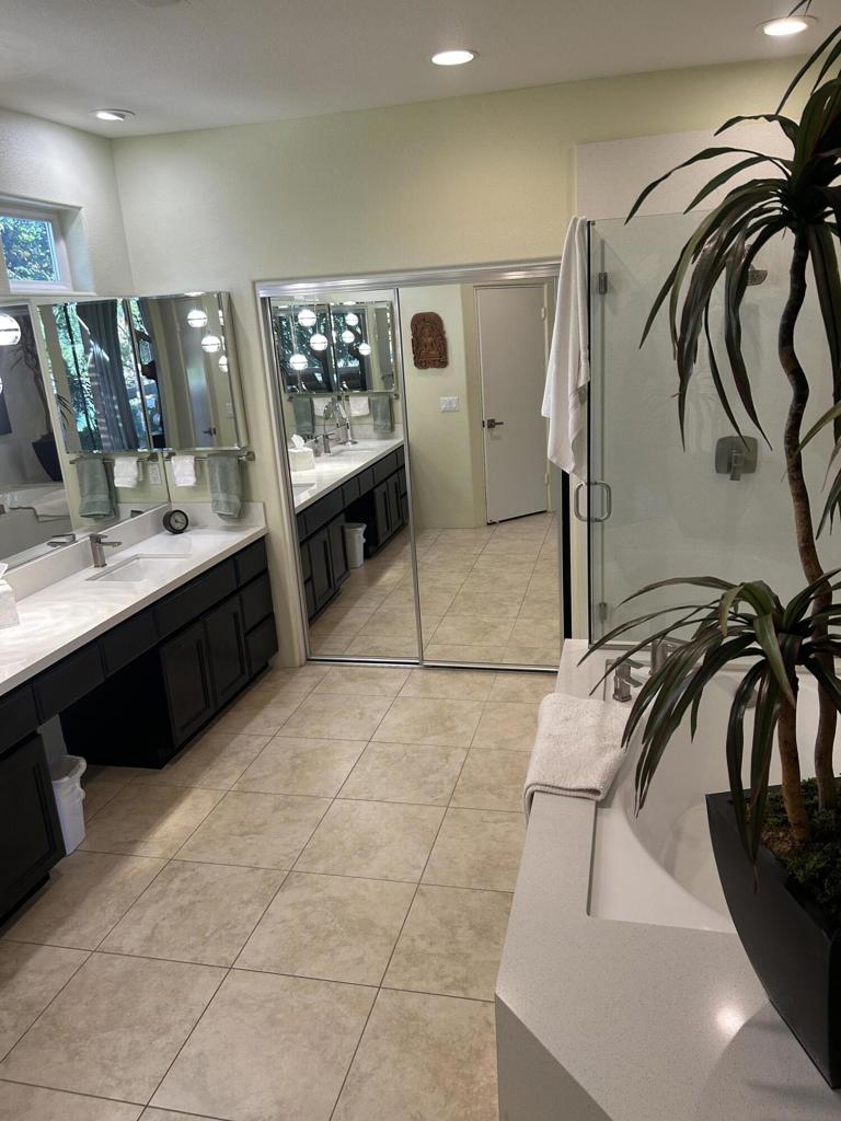 Residential Lease for rent at 49105 Casa Del Rio, La Quinta CA featuring 4 beds and 4 baths