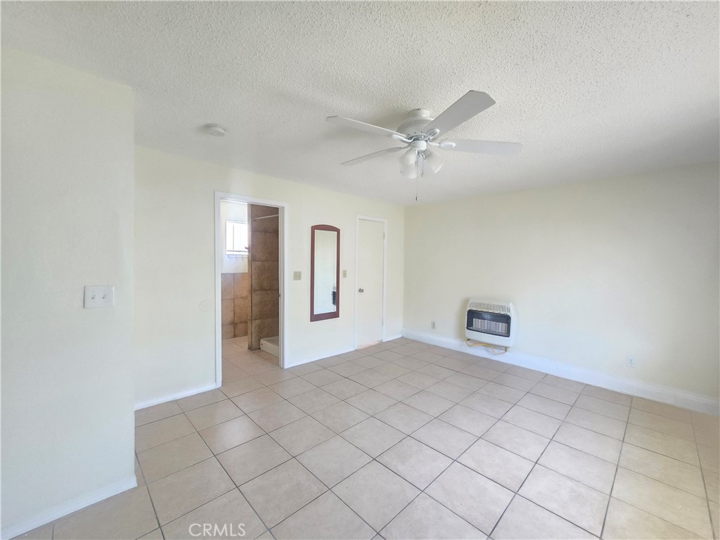 Residential Lease for rent at 2010 W Lumber, Lancaster, Los Angeles County CA and 1 bath