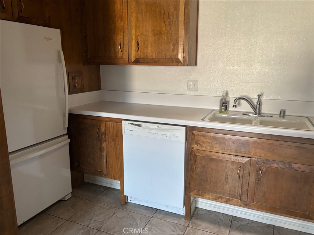 Residential for sale at 13390 Fairfield lane 143I, Seal Beach CA featuring 1 bed and 1 bath