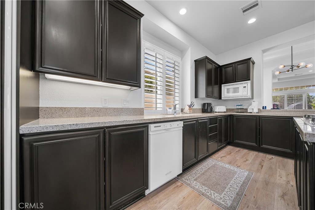 Residential for sale at 47 Calle Del Norte, Rancho Mirage CA featuring 3 beds and 4 baths